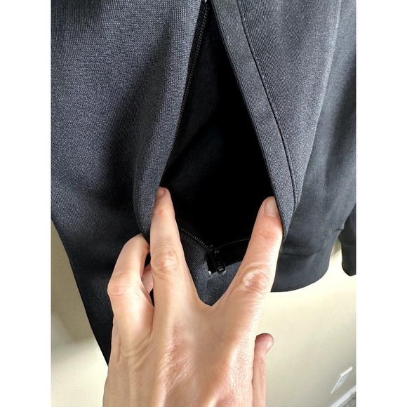 Pre-Loved Women's Adidas Zip Up Track Jacket W/Pockets Small - Picture 3 of 6